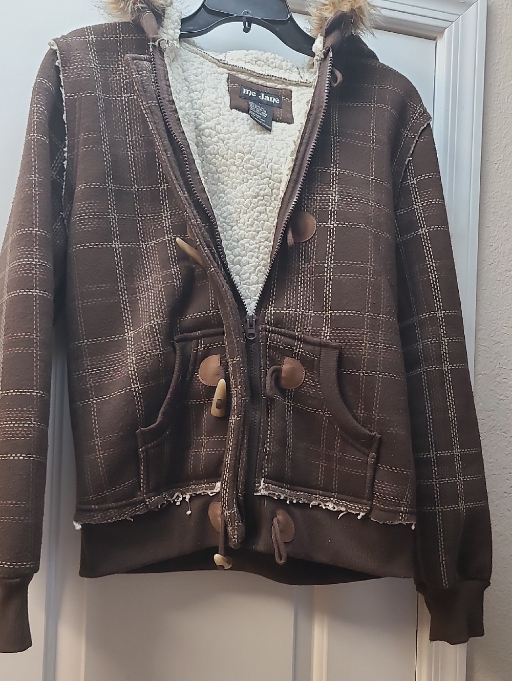 Plaid Knit Jacket With Removable Hood. Zip Front. Size L